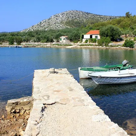 Secluded Fisherman's Cove Magrovica - Telascica, Dugi Otok - 8122 Holiday home Sali