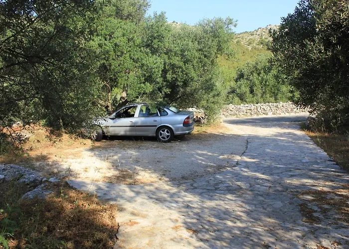 Secluded Fisherman's Cove Magrovica - Telascica, Dugi Otok - 8122 Feriehus